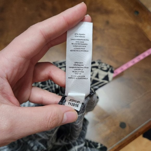 Lularoe Dress Womens XXS Black Carly Swing Aztec Geometric Tribal High Low - Picture 11 of 11